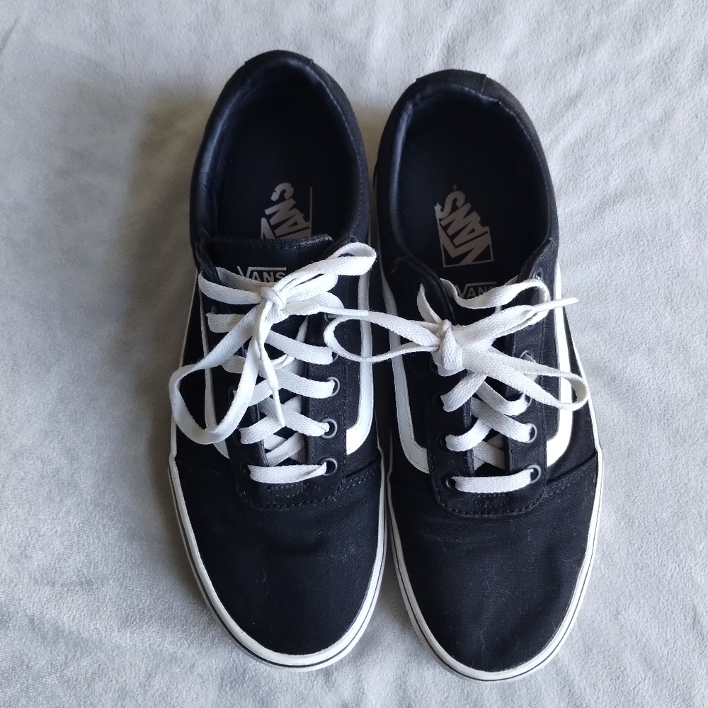 Vans black and white old skool classic skate shoes sneakers Women's US 10 EU 41 - Picture 2 of 6
